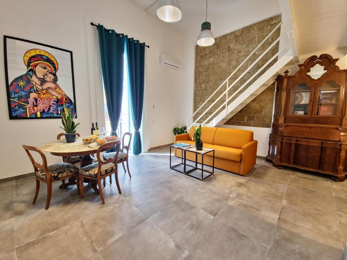 Отель Borgo Dei Miracoli Неаполь Экстерьер фото